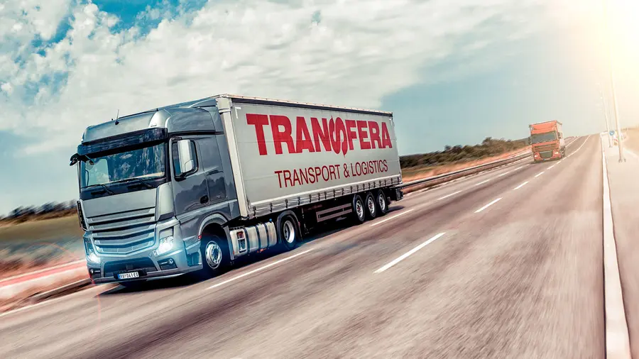 Transfera šleper na autoputu